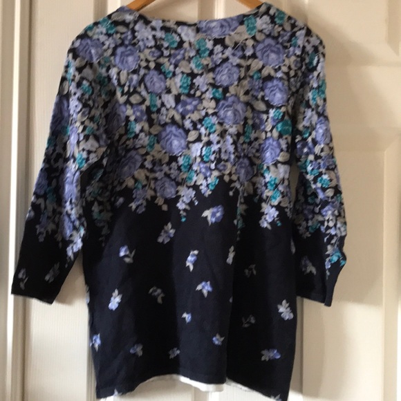 With flaw- Floral tee top sweater purple blue - Picture 5 of 6